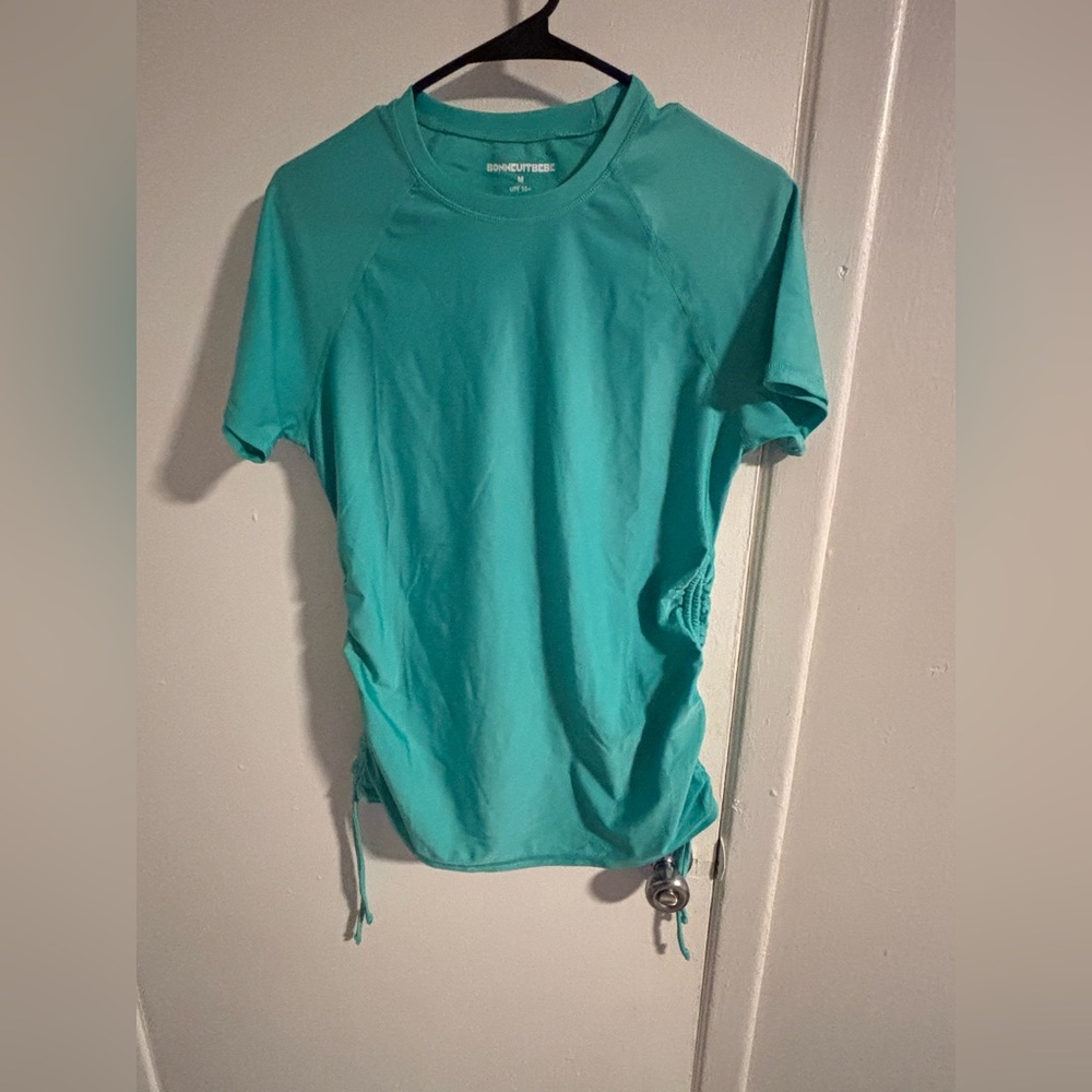 Bonneuitbebe Teal Athletic Top – Size Medium
(513)